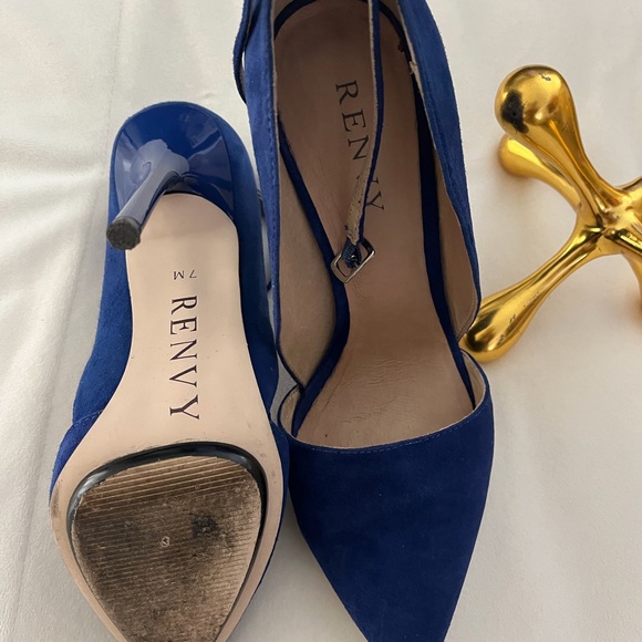 💙RENVY PUMPS SHOES💙 - Picture 2 of 4